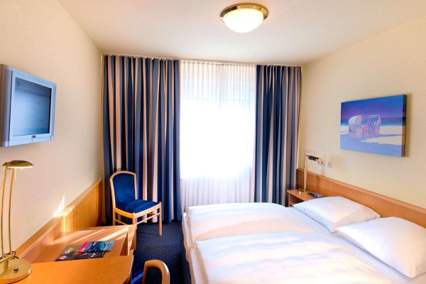Hotel TRYP by Wyndham Lübeck Aquamarin